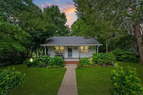 11 Brooks Ave, Greenville, SC 29617