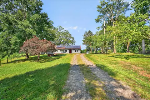 4891 S Main St, Cowpens, SC 29330