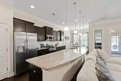 Kitchen - 629 Sunshadow Rd, Duncan, SC 29334 photo 3 of 4