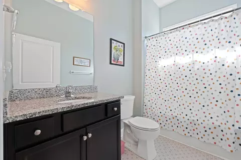 Bath - 629 Sunshadow Rd, Duncan, SC 29334 photo 2 of 2
