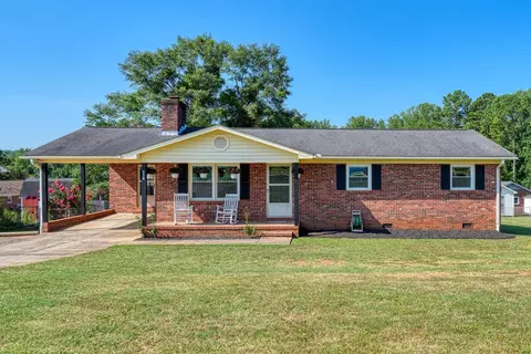 650 Cherry Hill Rd, Spartanburg, SC 29307