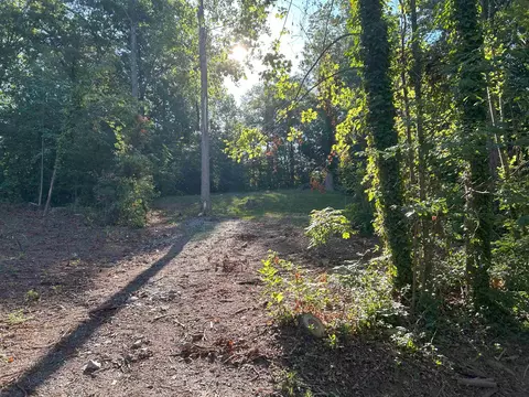 147 Lake Bowen Dr, Inman, SC 29349