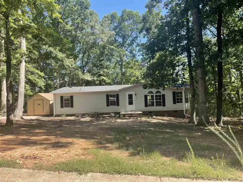 175 Fairview Oaks Dr, Campobello, SC 29322