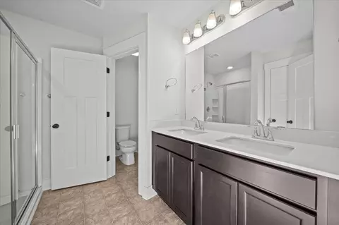 Bath - 1007 Millison Pl, Moore, SC 29369 photo 1 of 1