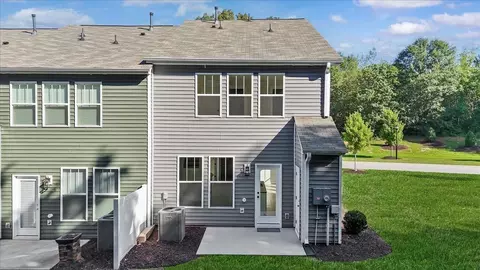 Exterior - 1007 Millison Pl, Moore, SC 29369 photo 2 of 3