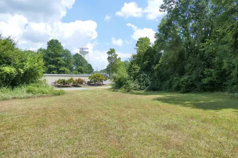 321 E Floyd Baker Blvd, Gaffney, SC 29340 photo 9