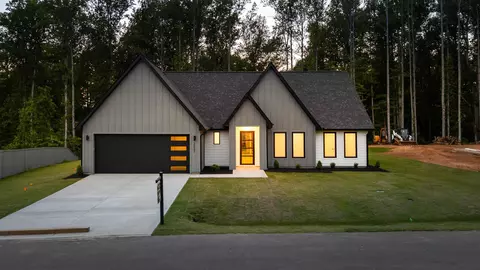 2022 Blessed Dr, Inman, SC 29349
