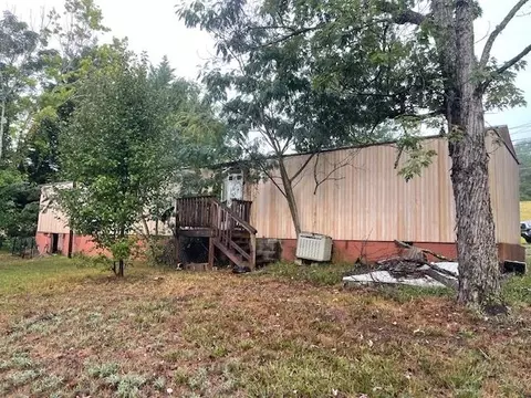 2950 Compton Bridge Rd, Campobello, SC 29322 photo 3