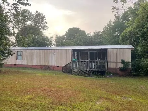 2950 Compton Bridge Rd, Campobello, SC 29322
