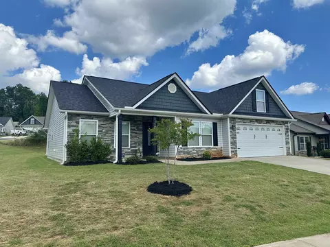 166 Mistwood Ln, Boiling Springs, SC 29316
