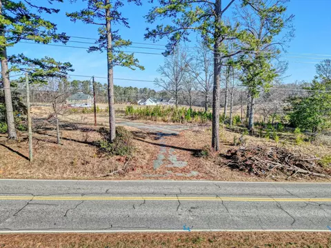 740 Canaan Rd, Spartanburg, SC 29306