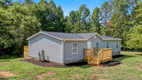 1279 Casey Rd, Woodruff, SC 29388 photo 4