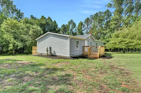 1279 Casey Rd, Woodruff, SC 29388 photo 3