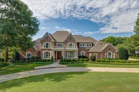 106 Chatsworth Rd, Greer, SC 29651