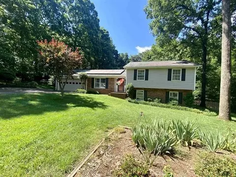 22 Ashley Ct, Inman, SC 29349