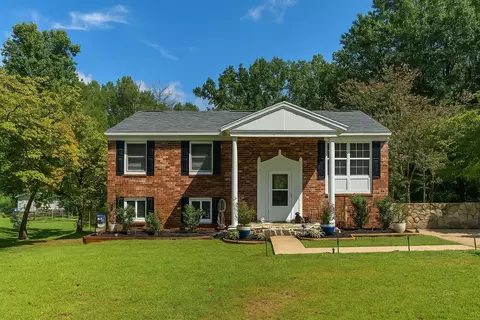 132 Ashmore Ave, Gaffney, SC 29341
