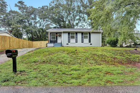 102 Harmony Dr, Spartanburg, SC 29301
