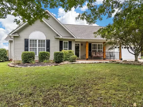111 Bernice Snow Rd, Greer, SC 29651