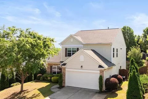 136 Chandler Crest Ct, Greer, SC 29651