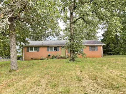 399 Wadsworth Rd, Spartanburg, SC 29301