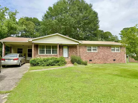 105 Trenton Rd, Gaffney, SC 29340