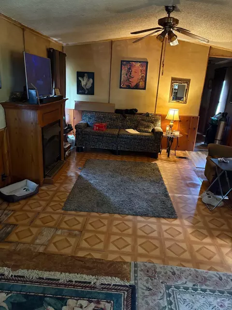 775 Browning Rd, Enoree, SC 29335 photo 3