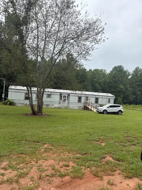 775 Browning Rd, Enoree, SC 29335