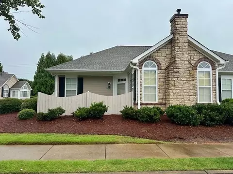 123 Ravines Ln, Spartanburg, SC 29301
