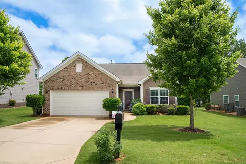 175 Castleton Cir, Boiling Springs, SC 29316