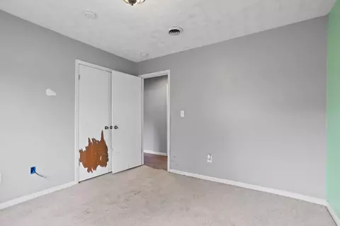 Bedroom - 112 Snipe Ln, Easley, SC 29642 photo 4 of 6
