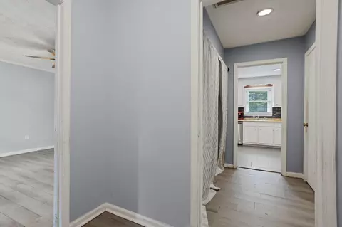 Entry Way - 112 Snipe Ln, Easley, SC 29642 photo 1 of 2