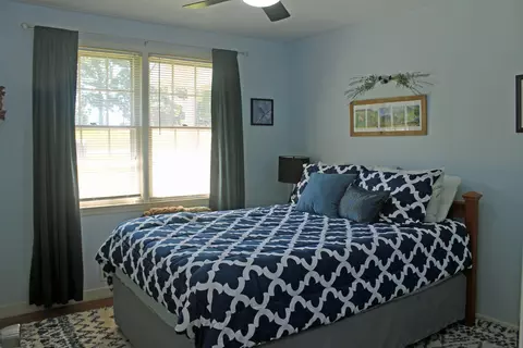 Bedroom - 656 Mega Dr, Duncan, SC 29334 photo 4 of 6