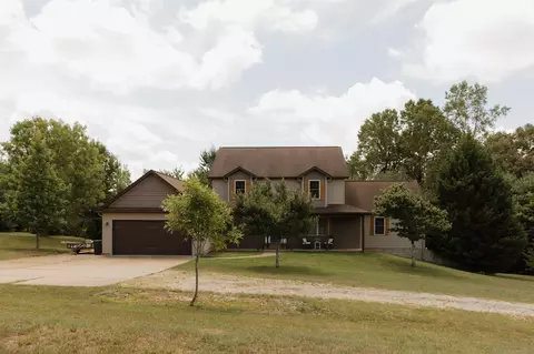 296 Nodine Rd, Campobello, SC 29322
