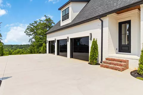 Exterior - 733 Castle Stone, Moore, SC 29369 photo 6 of 7