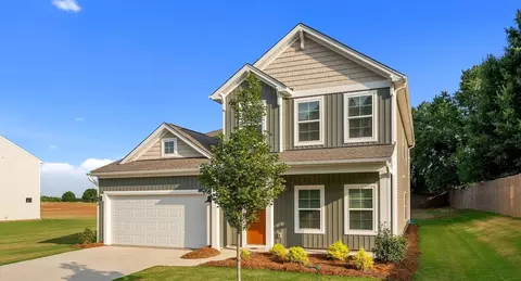 Exterior - 402 Dodger Ave, Chesnee, SC 29323 photo 2 of 5