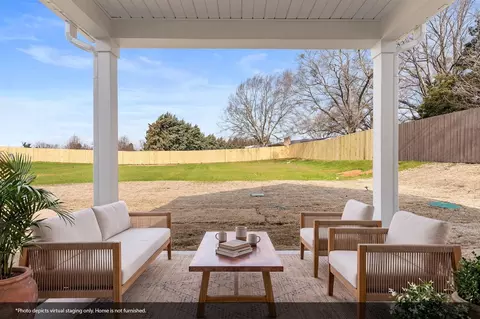 Exterior - 402 Dodger Ave, Chesnee, SC 29323 photo 4 of 5
