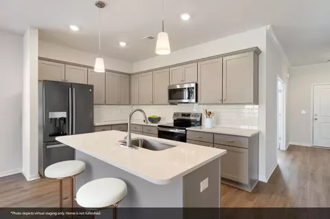Kitchen - 402 Dodger Ave, Chesnee, SC 29323 photo 2 of 5