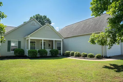301 Bloomfield Ct, Moore, SC 29369 photo 1