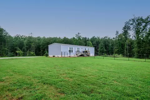 125 Copeland Dr, Campobello, SC 29322