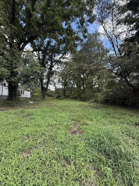 562 Saxon Ave, Spartanburg, SC 29301