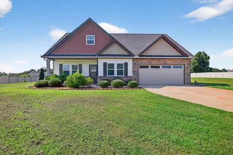 1405 Pleasant School Rd, Gaffney, SC 29341