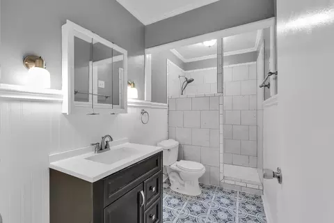 Bath - 308 E Celestial Dr, Greer, SC 29651 photo 1 of 2