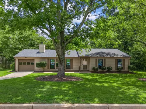 115 Elderberry Dr, Spartanburg, SC 29307
