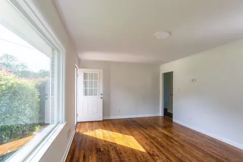 517 E Buford St, Gaffney, SC 29340 photo 10