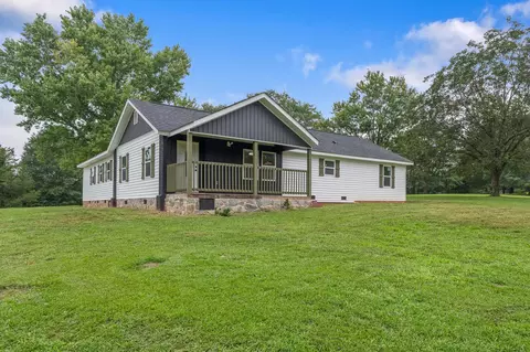 351 Morgan Rd, Wellford, SC 29385