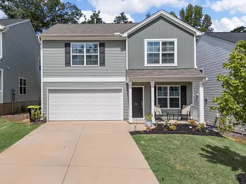 329 Carramore Dr, Inman, SC 29349