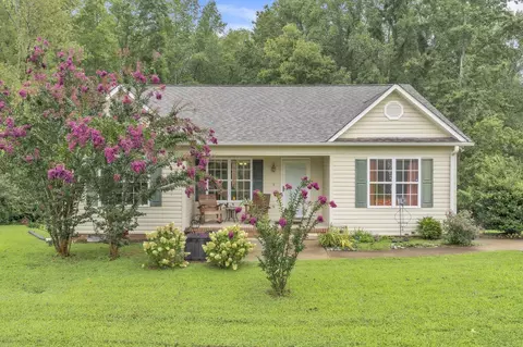 546 Skyline Dr, Campobello, SC 29322