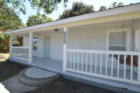 535 Gray St, Woodruff, SC 29388