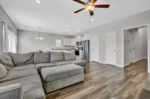 401 Seaborn Cir, Pendleton, SC 29670 photo 4