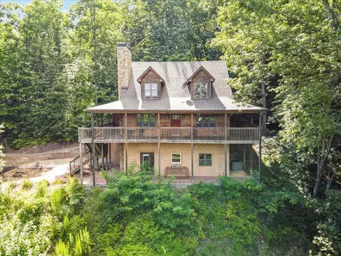 80 Rosemond Rd, Cleveland, SC 29635